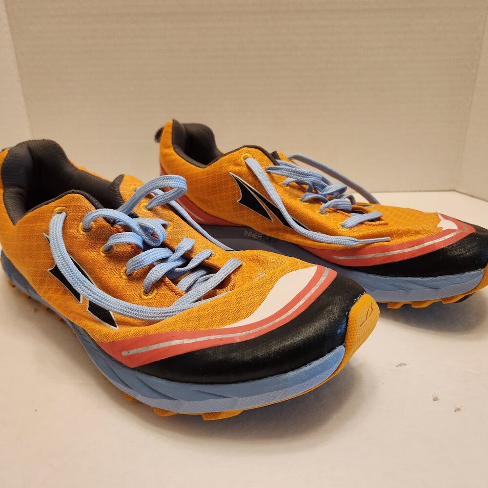 Altra Superior 2 Women's Size 10.5 Running Athletic Orange Shoes EUC